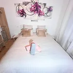 Nyaraló Cocon Equipe Avec Jardin Au Centre-ville *