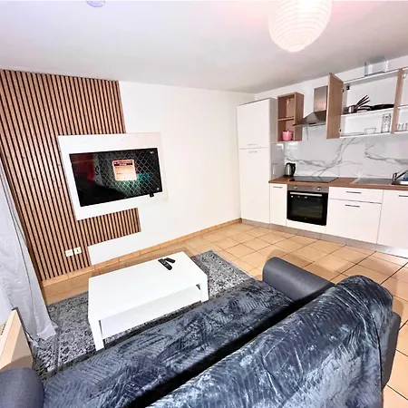 Сasa de vacaciones Cocon équipé Avec Jardin Au Centre-ville *
